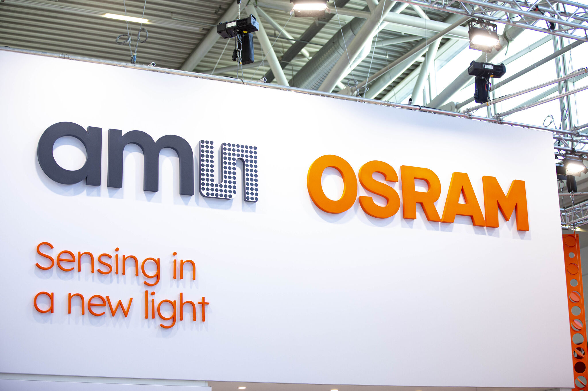 Ams Osram Making The Analog World Digital